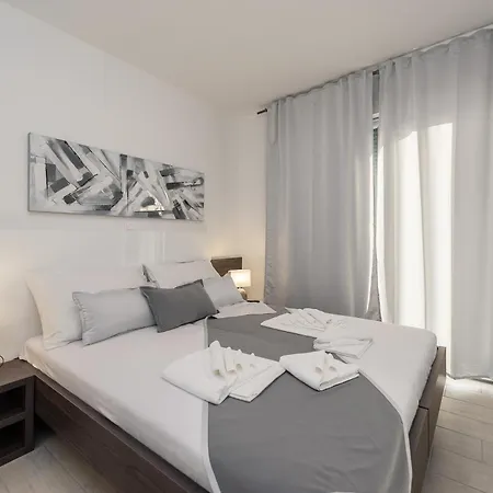 Apartments & Rooms Pool Villas Maris B Novalja Room photo