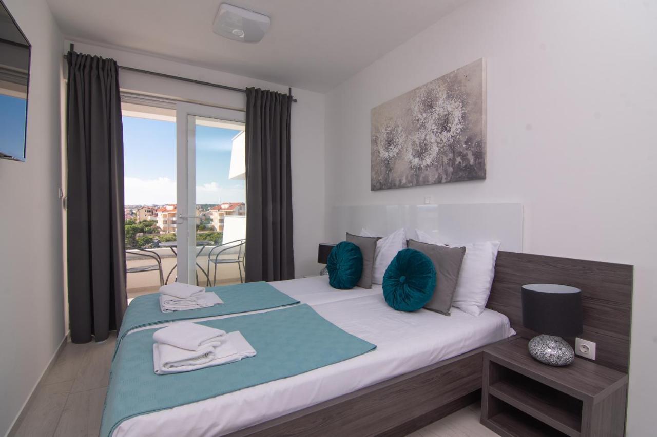 & Pool Maris B Appartement Novalja