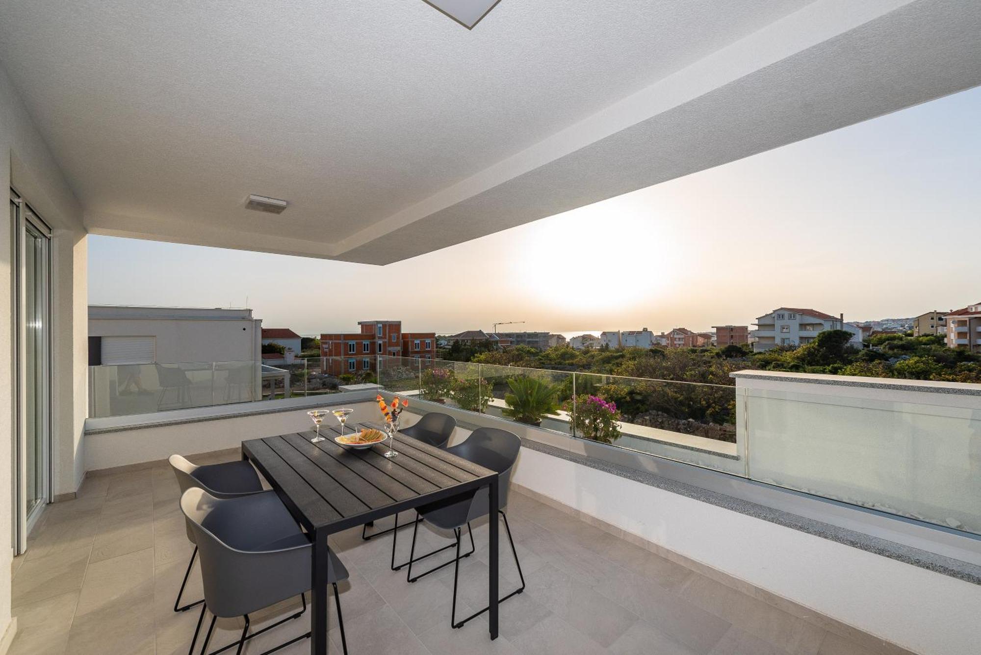 Appartement & Pool Maris B *
